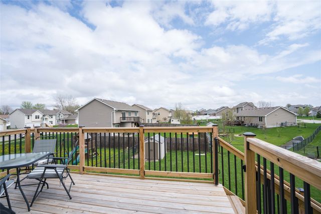 303 Filmore Avenue SE, Bondurant, IA 50035