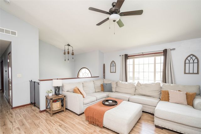 303 Filmore Avenue SE, Bondurant, IA 50035