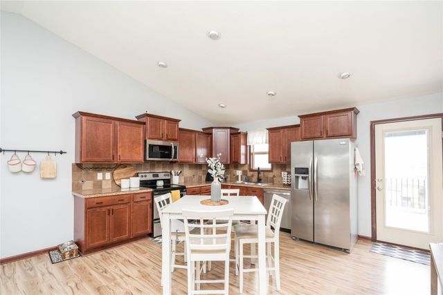 303 Filmore Avenue SE, Bondurant, IA 50035