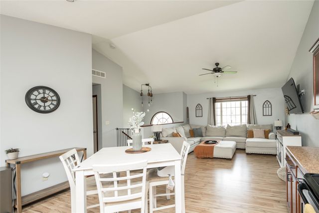 303 Filmore Avenue SE, Bondurant, IA 50035