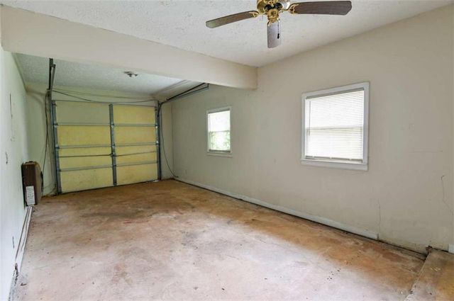 2042 Mallard Way, Lithonia, GA 30058
