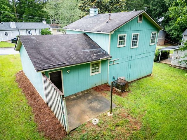 2042 Mallard Way, Lithonia, GA 30058