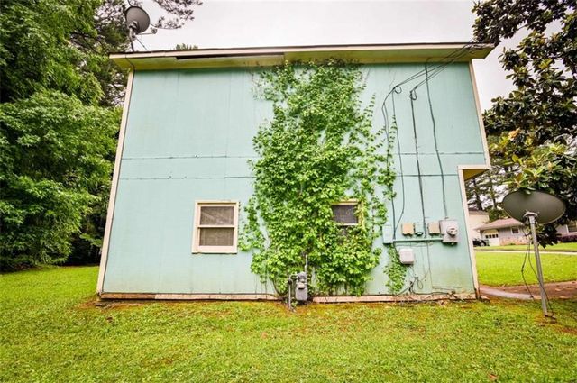 2042 Mallard Way, Lithonia, GA 30058