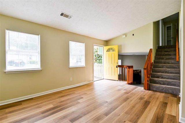 2042 Mallard Way, Lithonia, GA 30058
