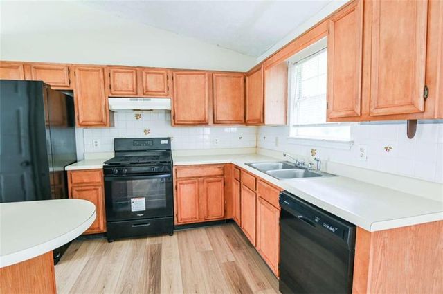 2042 Mallard Way, Lithonia, GA 30058
