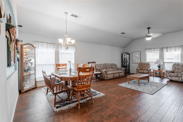1408 Lauren Lane, Granbury, TX 76048