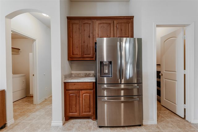 1408 Lauren Lane, Granbury, TX 76048
