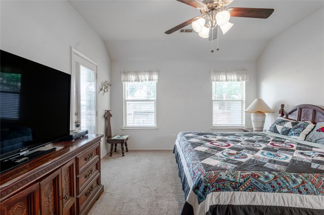 1408 Lauren Lane, Granbury, TX 76048