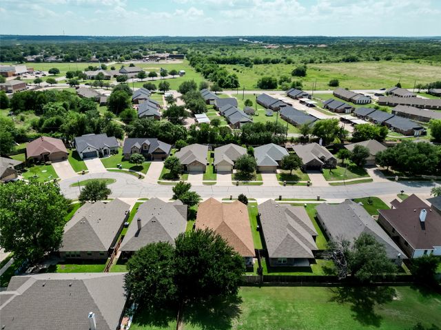 1408 Lauren Lane, Granbury, TX 76048