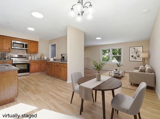 957 S Mission Avenue, Springfield, MO 65809