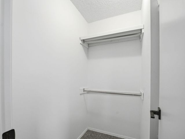 957 S Mission Avenue, Springfield, MO 65809