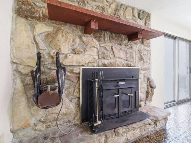 957 S Mission Avenue, Springfield, MO 65809