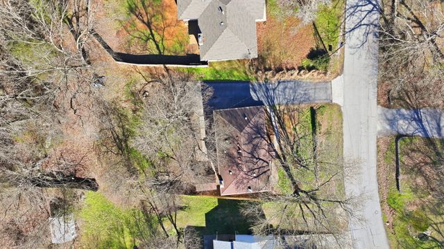 957 S Mission Avenue, Springfield, MO 65809