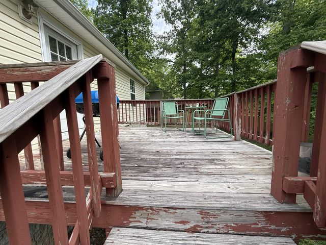 240 Brown Ln, Estill Springs, TN 37330
