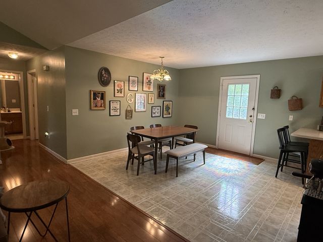 240 Brown Ln, Estill Springs, TN 37330