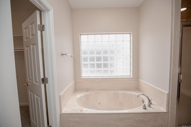 20862 Mcpherson Rd, Mabelvale, AR 72103