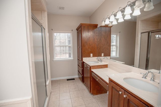 20862 Mcpherson Rd, Mabelvale, AR 72103