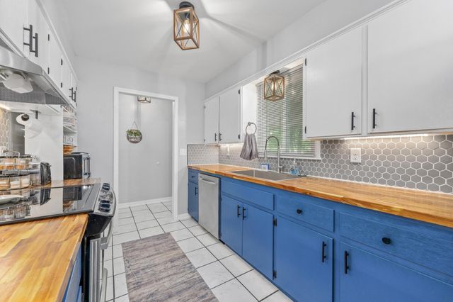124 Baird St, Kechi, KS 67067