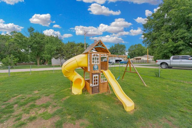 124 Baird St, Kechi, KS 67067