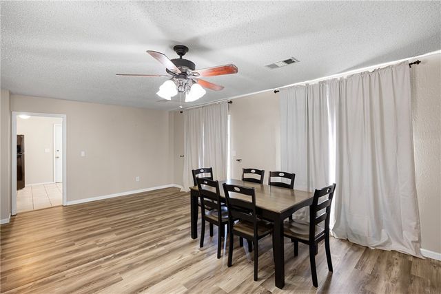 302 E Date Street, Russellville, AR 72802