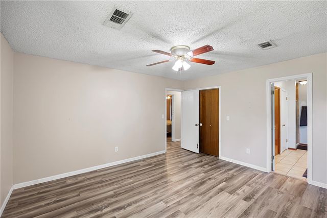 302 E Date Street, Russellville, AR 72802