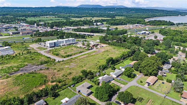 302 E Date Street, Russellville, AR 72802