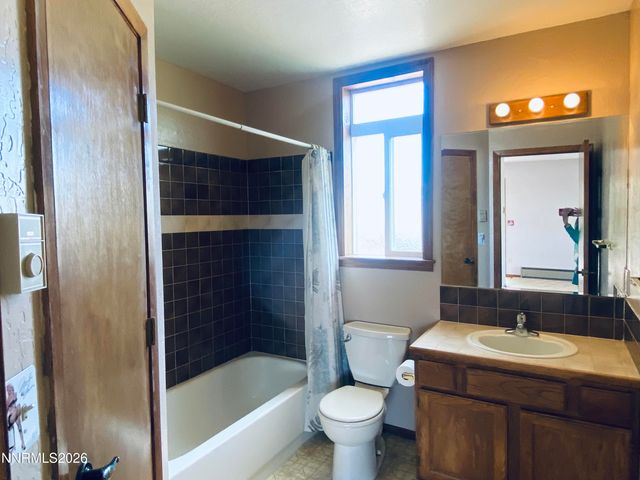 1229 S Deer Run Road, Carson City, NV 89701