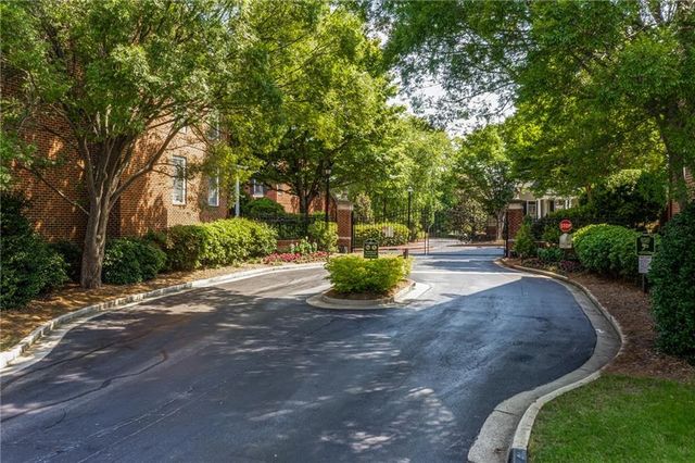 4905 Ivy Ridge Drive SE 202, Atlanta, GA 30339