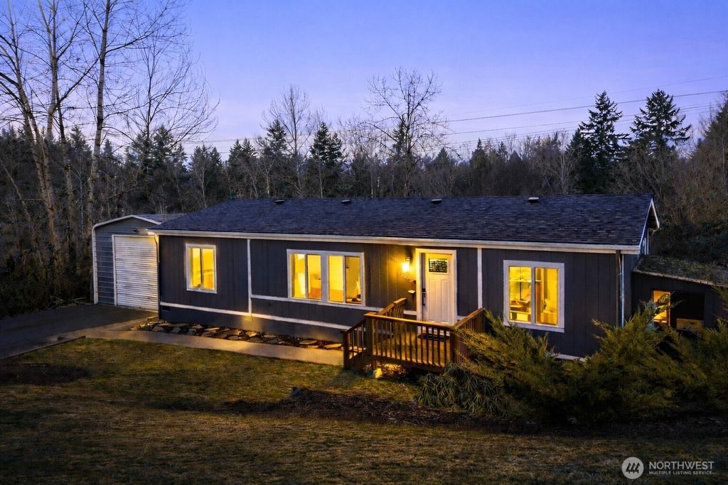 13605 109th Street Ct E, Puyallup, WA 98374