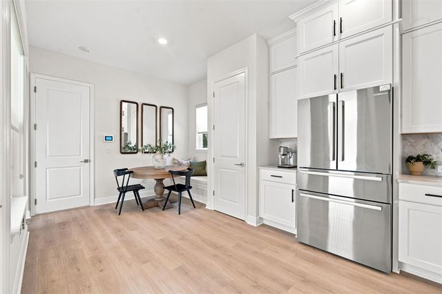 312 35TH AVENUE NE, St Petersburg, FL 33704