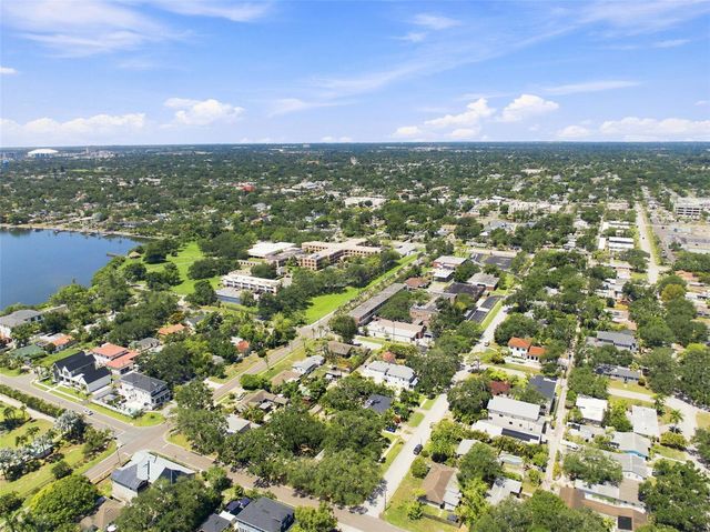 312 35TH AVENUE NE, St Petersburg, FL 33704