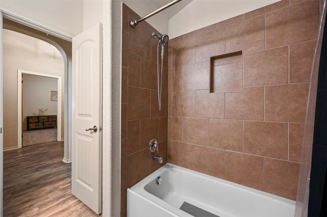 5321 Thornbush Drive, Fort Worth, TX 76179