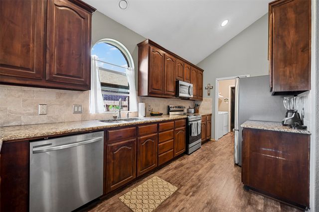 5321 Thornbush Drive, Fort Worth, TX 76179