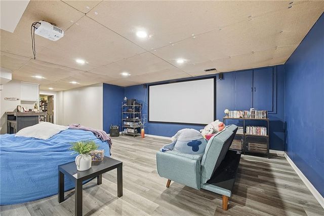 15506 W 92nd Place, Lenexa, KS 66219