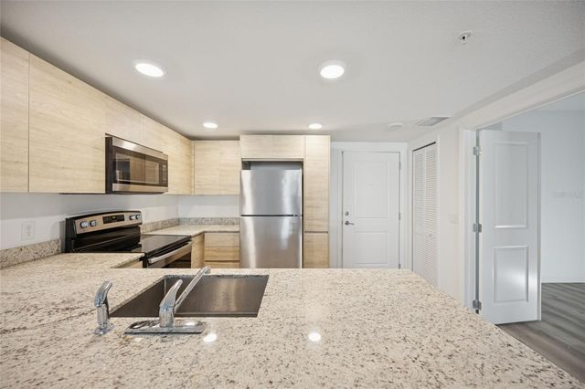 1210 SOUTHSTATION PLACE 209, Orlando, FL 32809