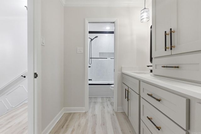 2916 Justin Matthews Dr, North Little Rock, AR 72116