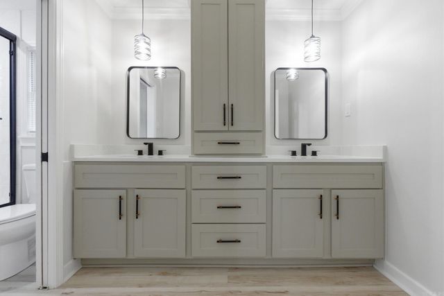 2916 Justin Matthews Dr, North Little Rock, AR 72116