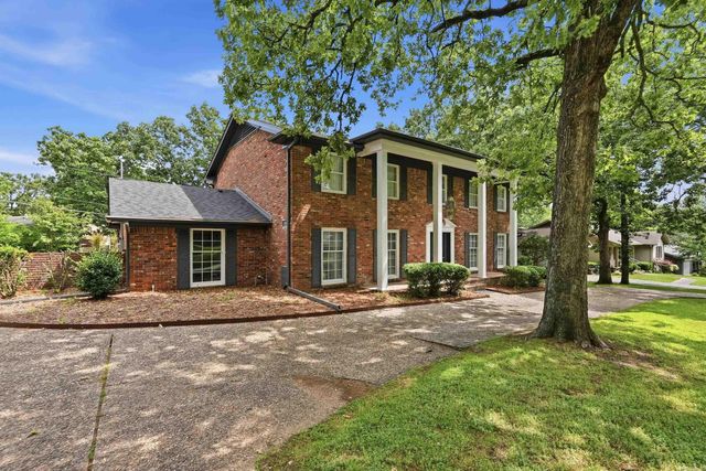 2916 Justin Matthews Dr, North Little Rock, AR 72116