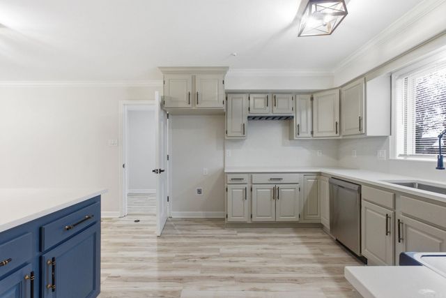 2916 Justin Matthews Dr, North Little Rock, AR 72116