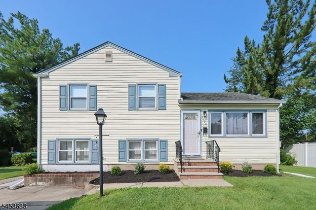 3328 Beverly Rd, South Plainfield Boro, NJ 07080