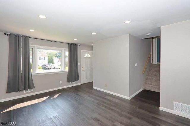 3328 Beverly Rd, South Plainfield Boro, NJ 07080