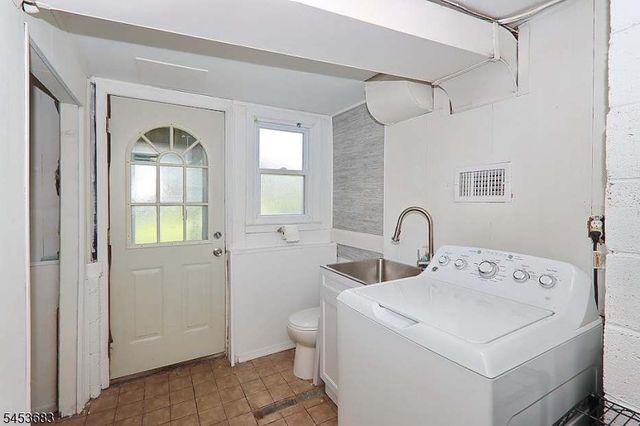 3328 Beverly Rd, South Plainfield Boro, NJ 07080