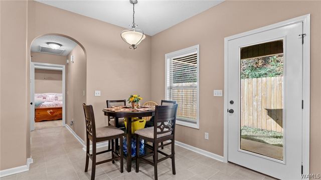 15174 Green Circle, Northport, AL 35475