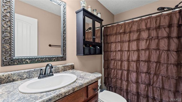15174 Green Circle, Northport, AL 35475