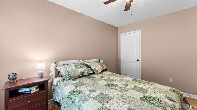 15174 Green Circle, Northport, AL 35475