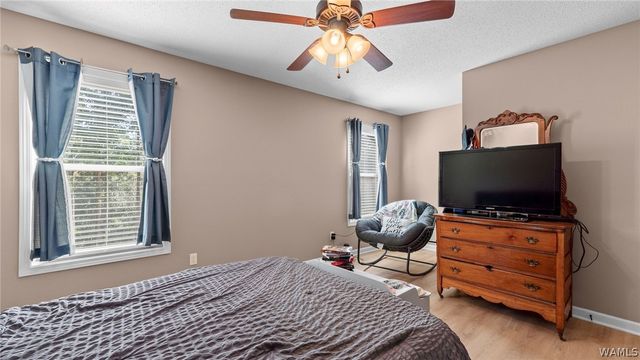 15174 Green Circle, Northport, AL 35475