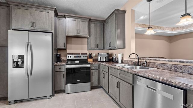 15174 Green Circle, Northport, AL 35475