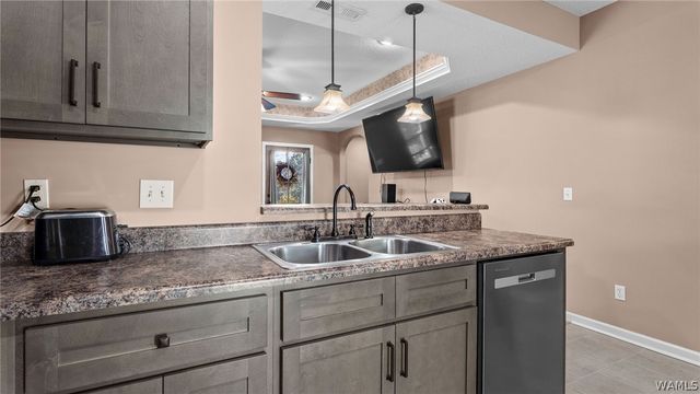 15174 Green Circle, Northport, AL 35475