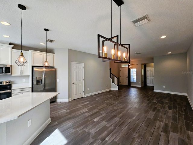 30219 SOUTHWELL LANE, Wesley Chapel, FL 33543