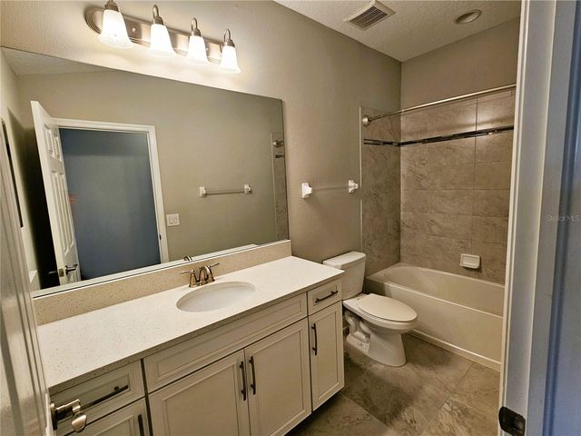 30219 SOUTHWELL LANE, Wesley Chapel, FL 33543